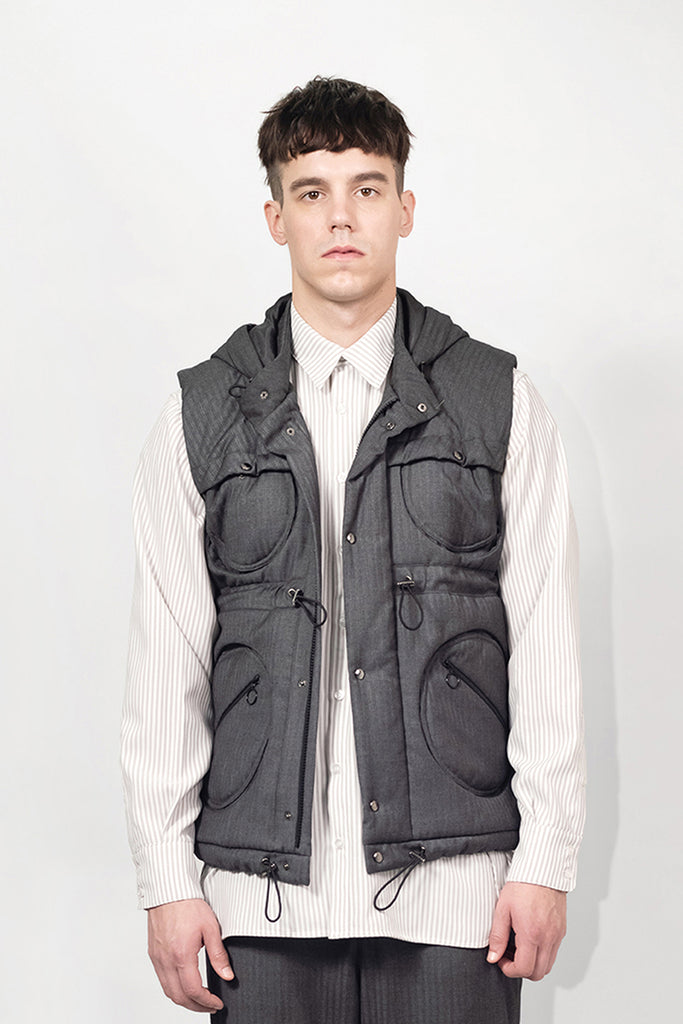 SEANNUNG - MEN - Circle Patch Pocket Sleeveless Quilted Vest 圓形口袋鋪棉夾克