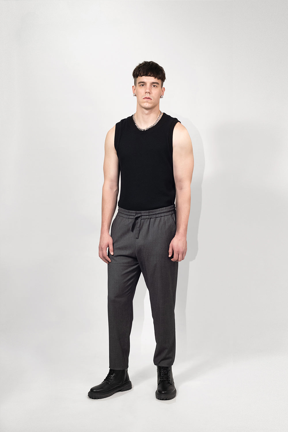 SEANNUNG - MEN - Tailored Trousers with Elastic Waist  直條鬆緊西裝窄褲