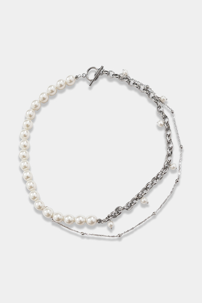 Asymmetric Pearl Necklace