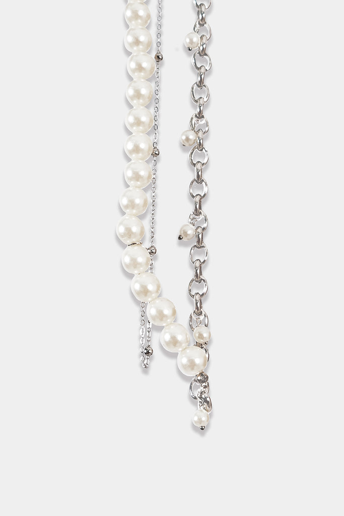 Asymmetric Pearl Necklace