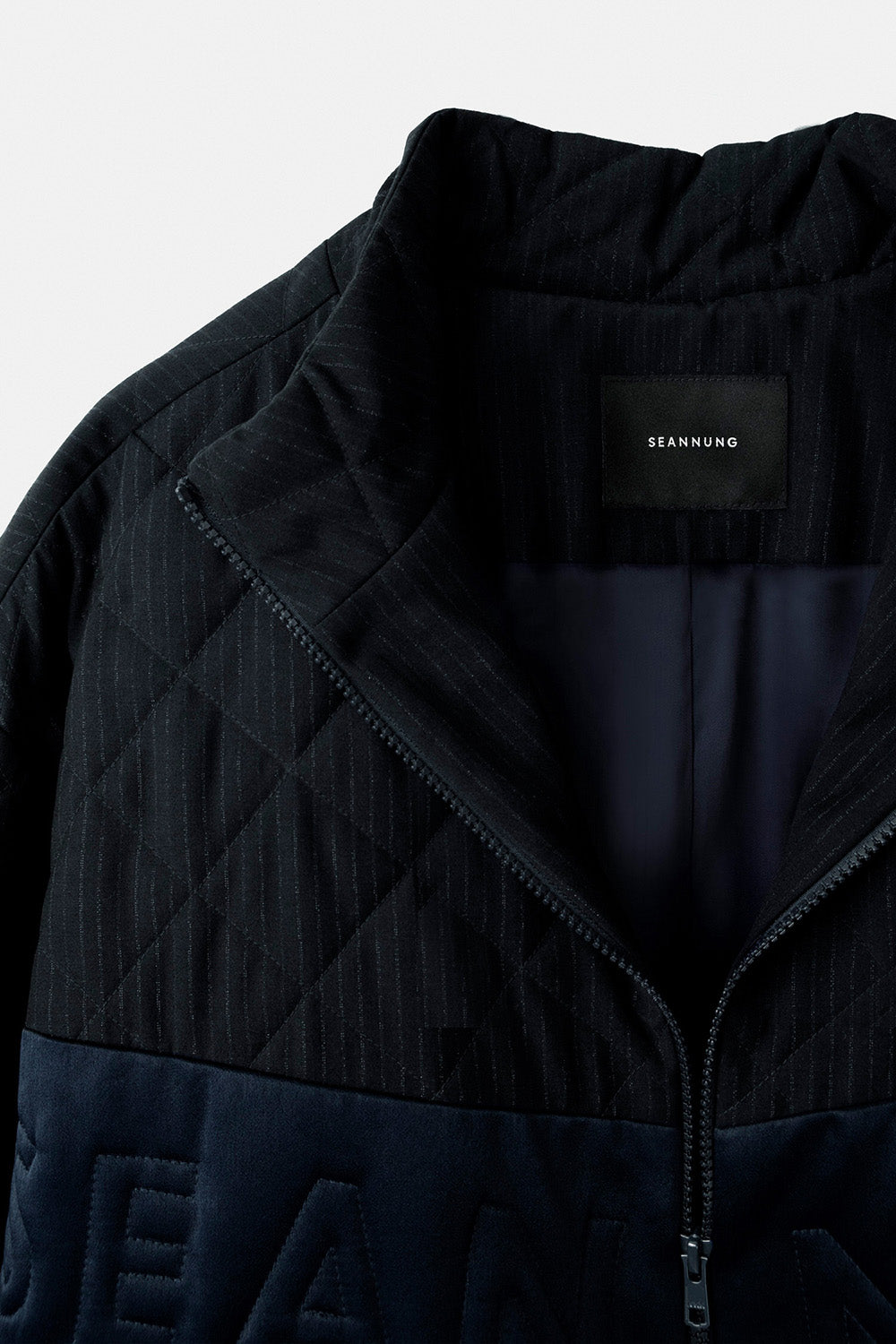 SEANNUNG -  MEN - V Cut Striped Pattern Padded Jacket in Navy V字剪接直條鋪棉外套