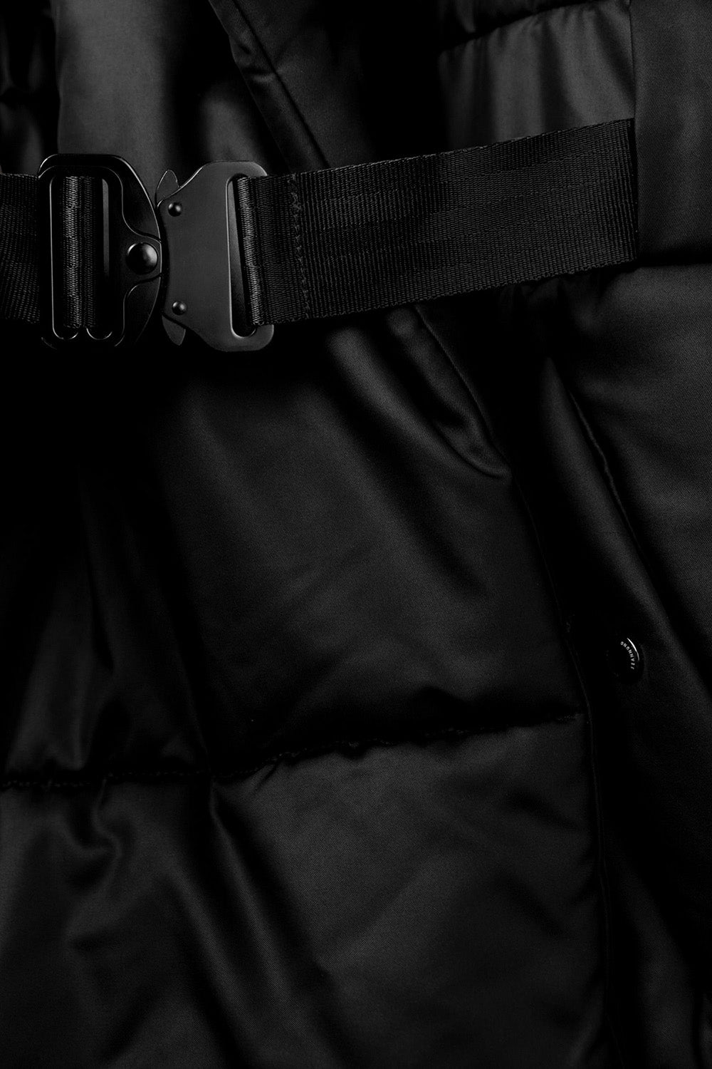 =SEANNUNG - MEN - Padded Coat 鋪棉鑲肩大衣