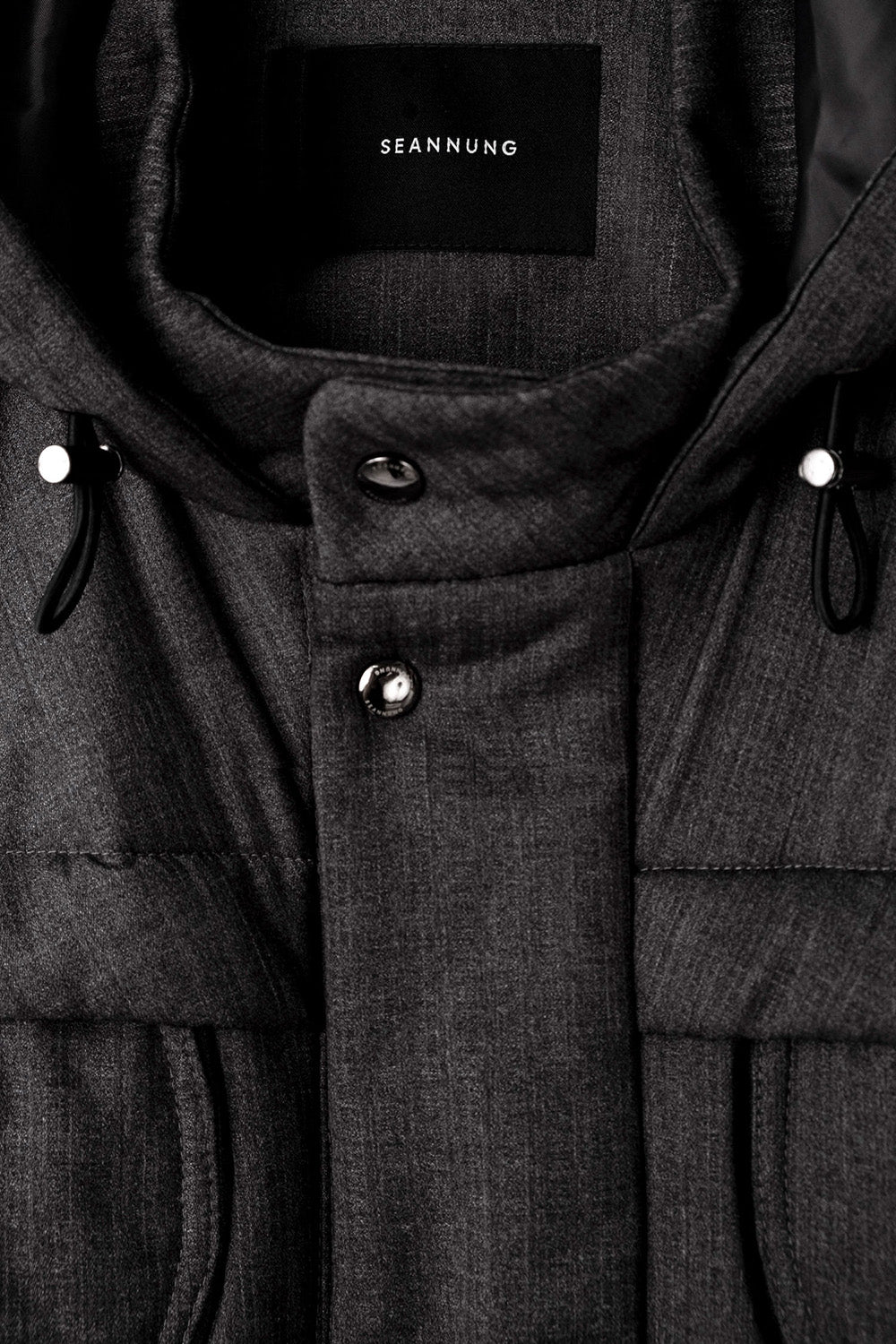 SEANNUNG - MEN - Circle Patch Pocket Sleeveless Quilted Vest 圓形口袋鋪棉夾克