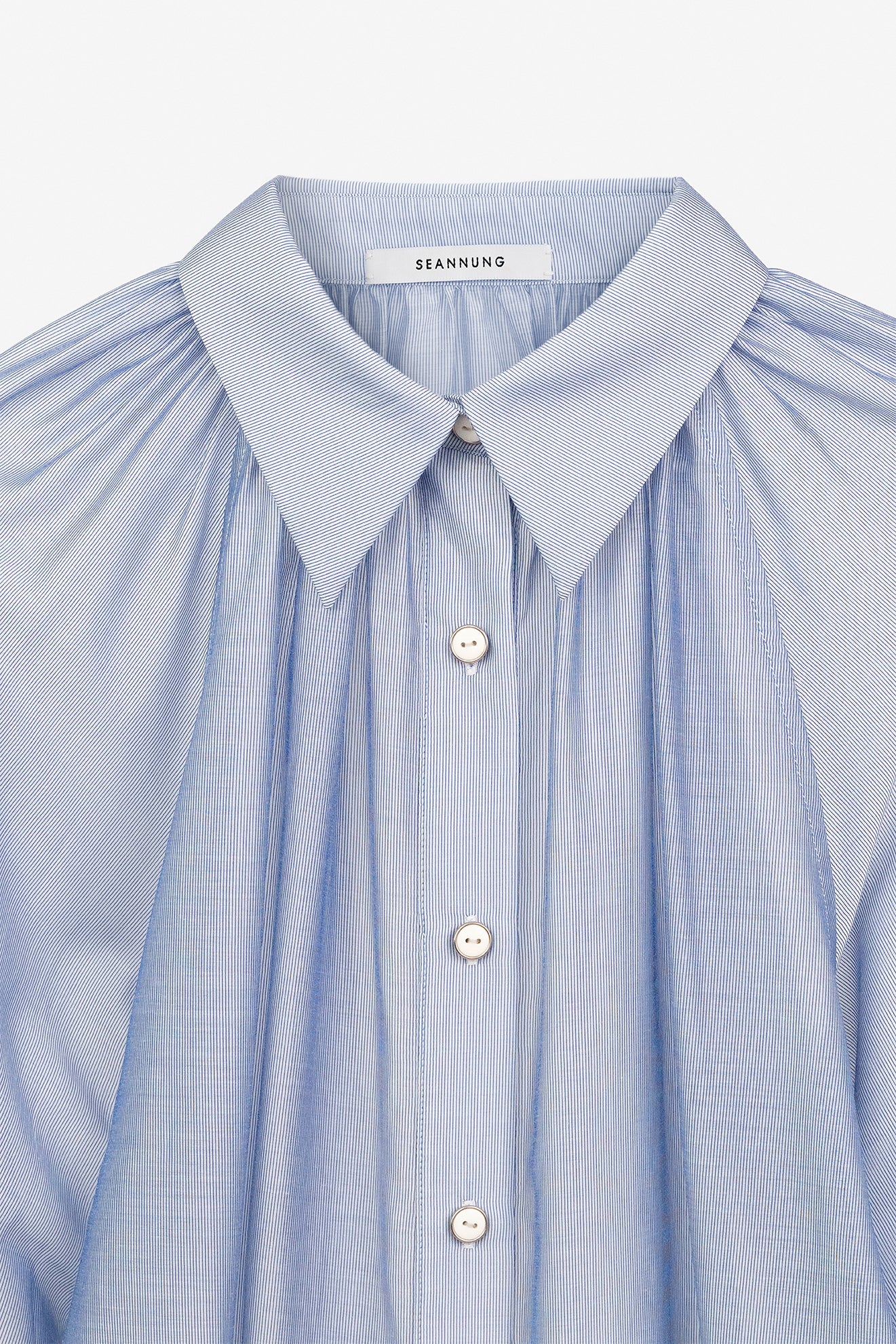 SEANNUNG -輕薄藍色條紋抽褶襯衫 Light-Weight Striped Shirring Shirt in Light Blue- Women