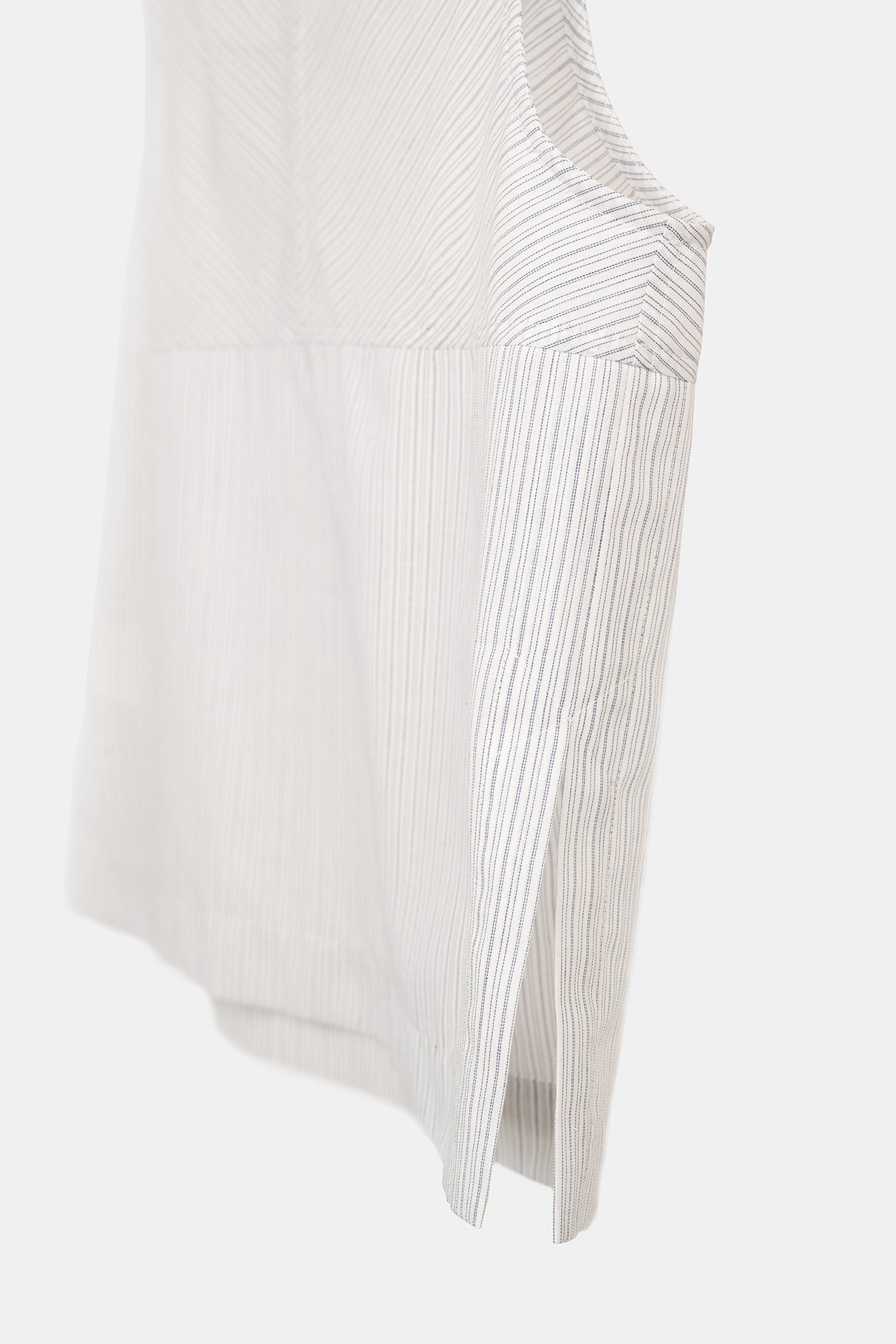 SEANNUNG - WOMEN - Striped Pattern Sleeve-Less Top 條紋無袖上衣